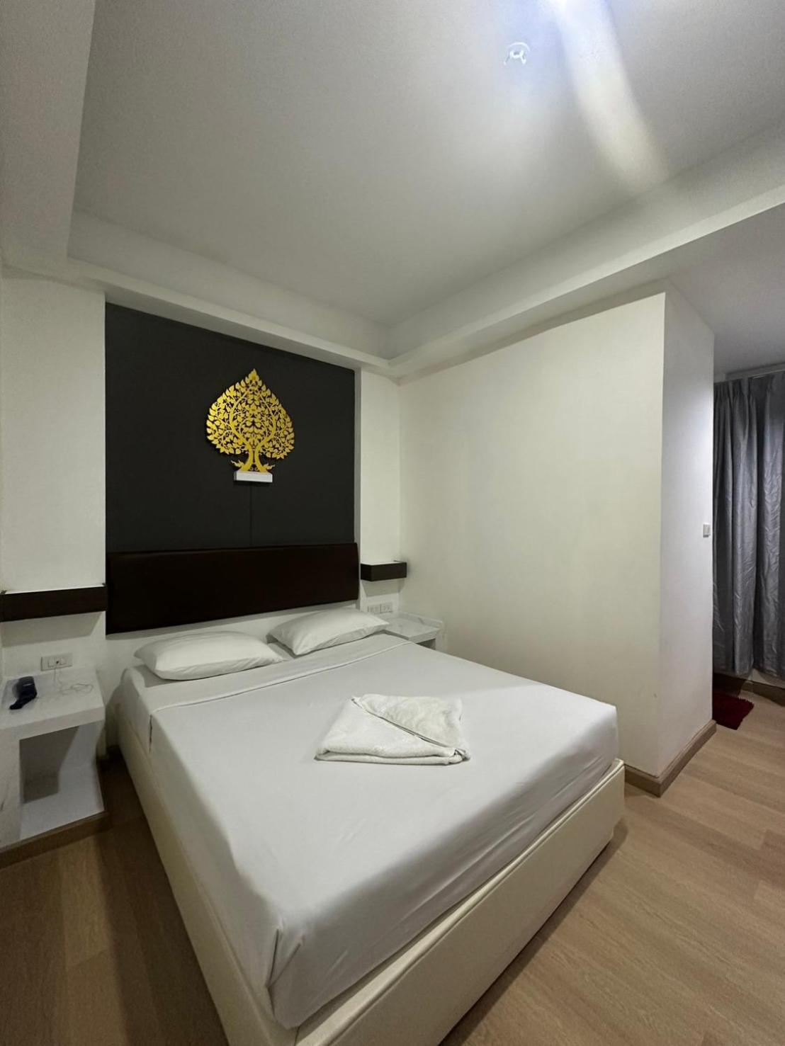 Royal Garden Home Hotel Bangkok Zewnętrze zdjęcie